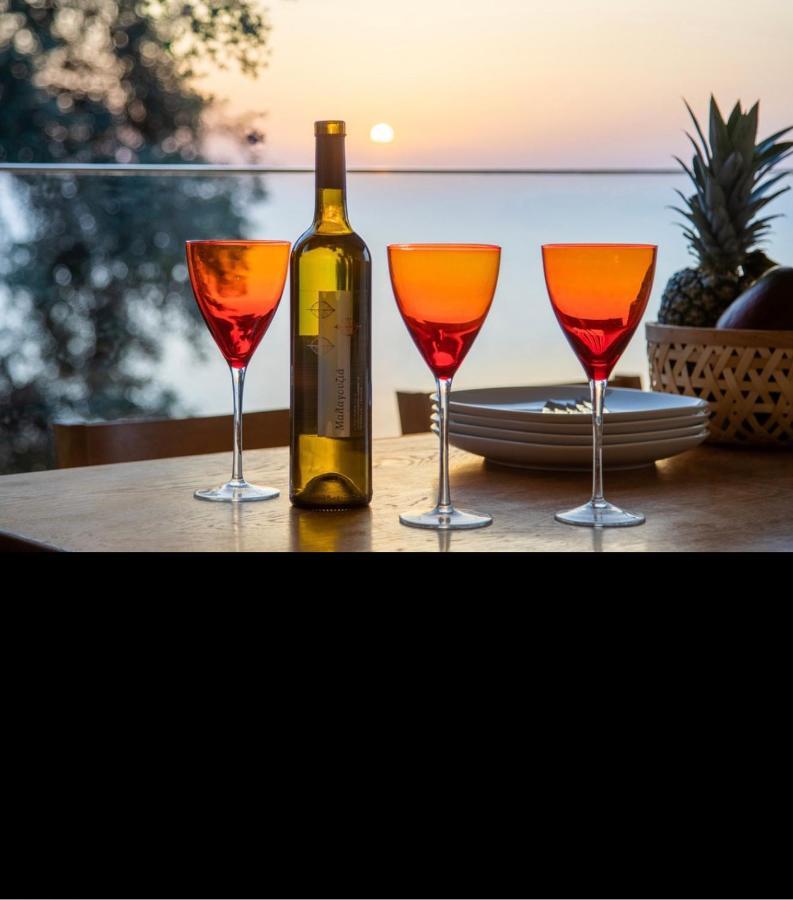 Irida Sunset Villa Pentátion Exteriör bild