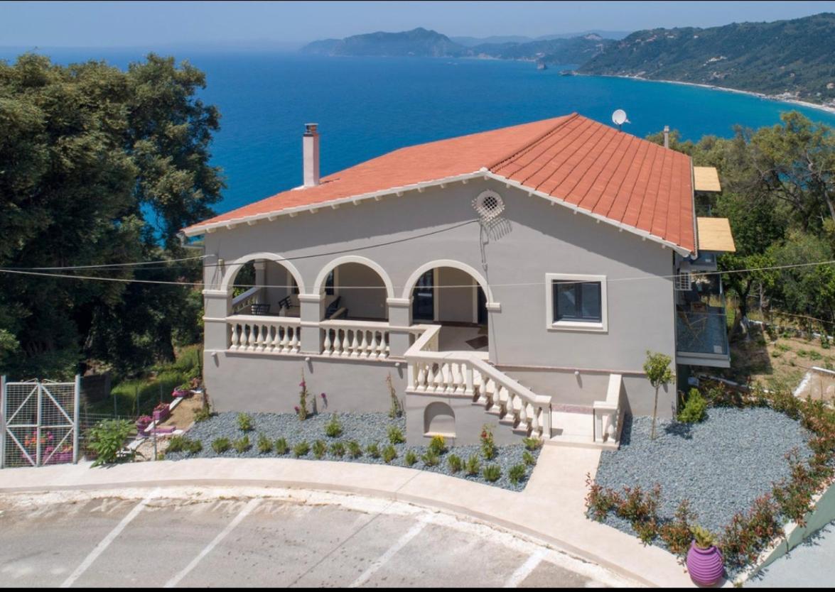 Irida Sunset Villa Pentátion Exteriör bild